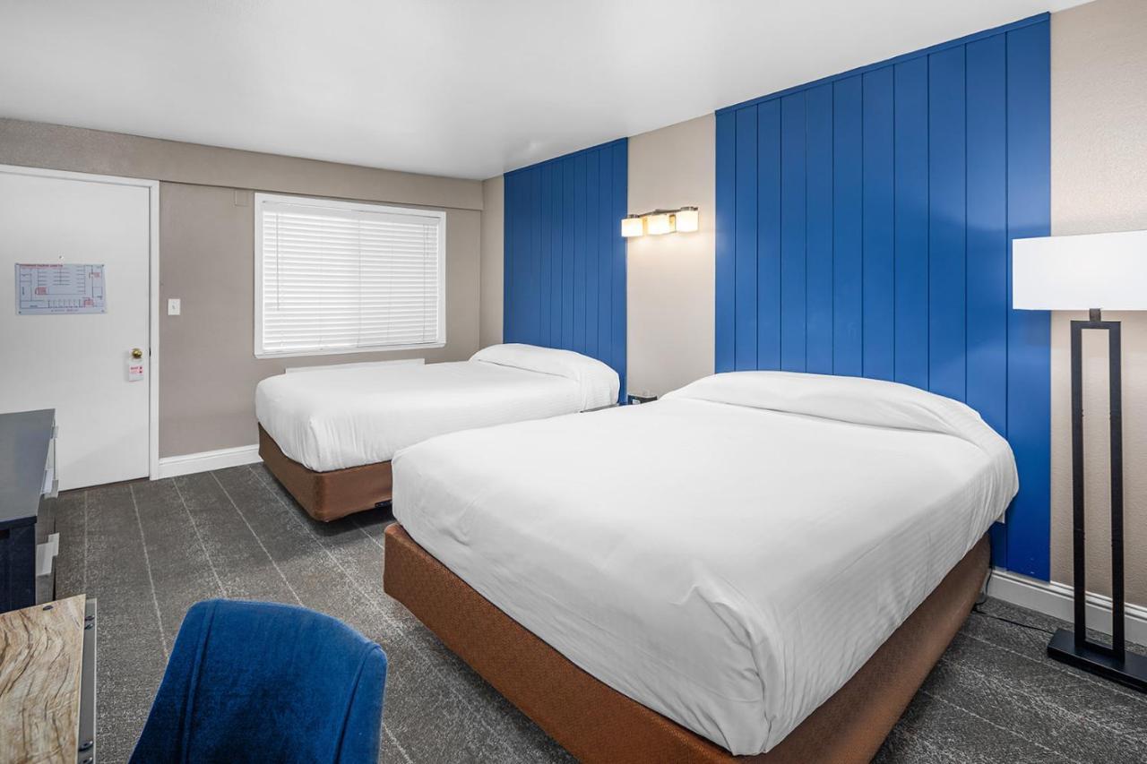 The At Boatworks, Tahoe Hotel 3*